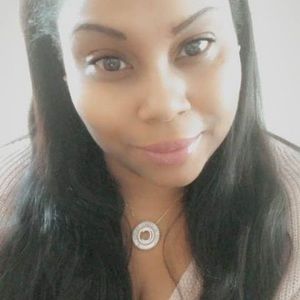 Meet your Posher, Chrissy